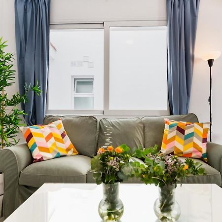 Anfitrion Triana 2 Apartment Севиля Екстериор снимка